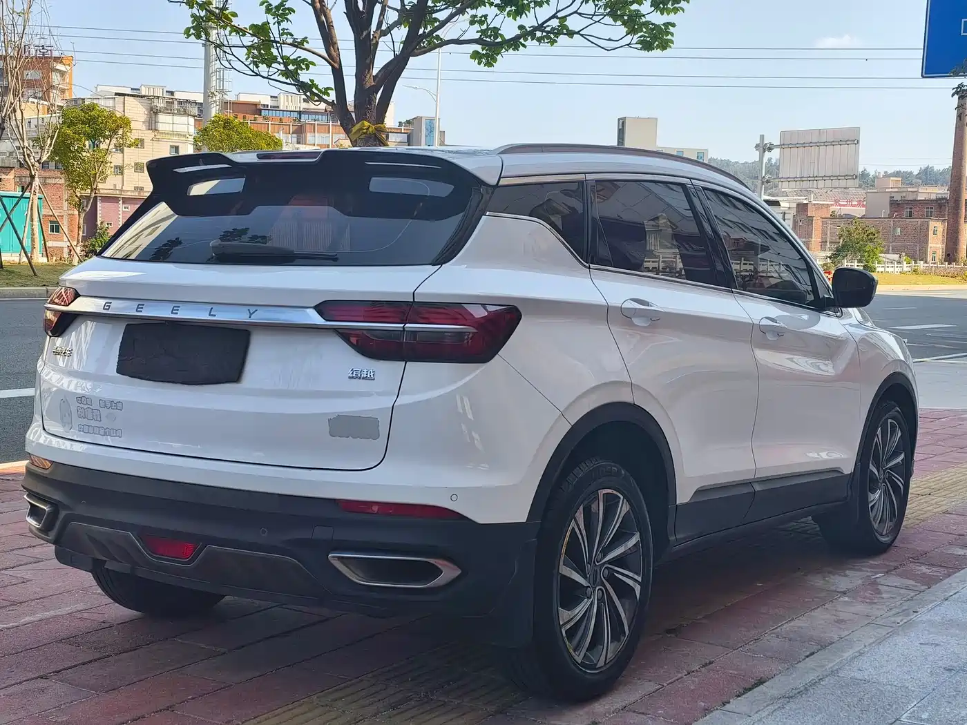 GEELY AUTOMOBILE BINYUE