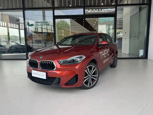 BMW X2