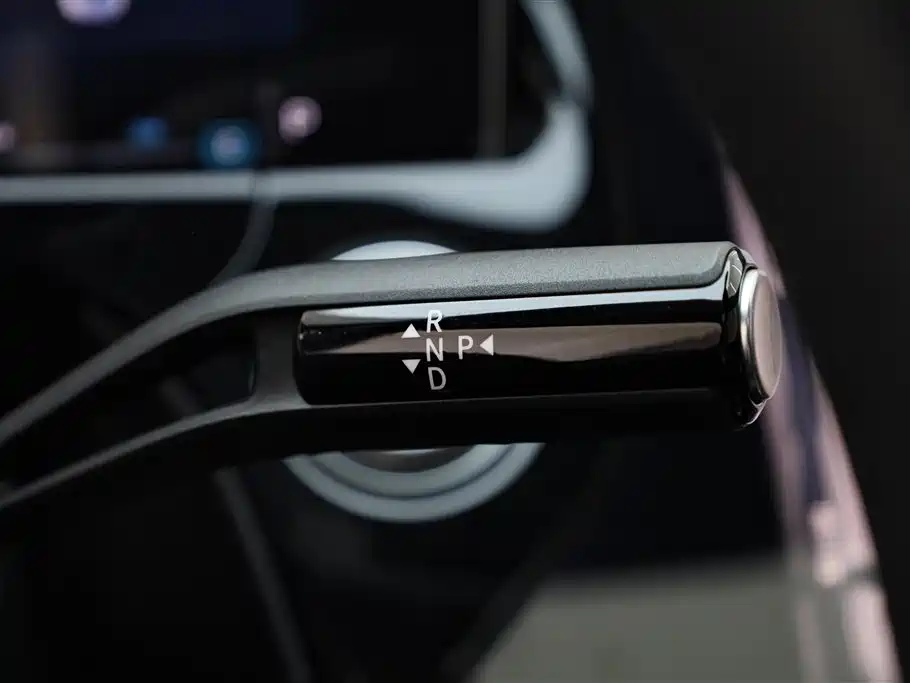 Mercedes-Benz E-Class 2024 Model E 300 L Luxury фото 20