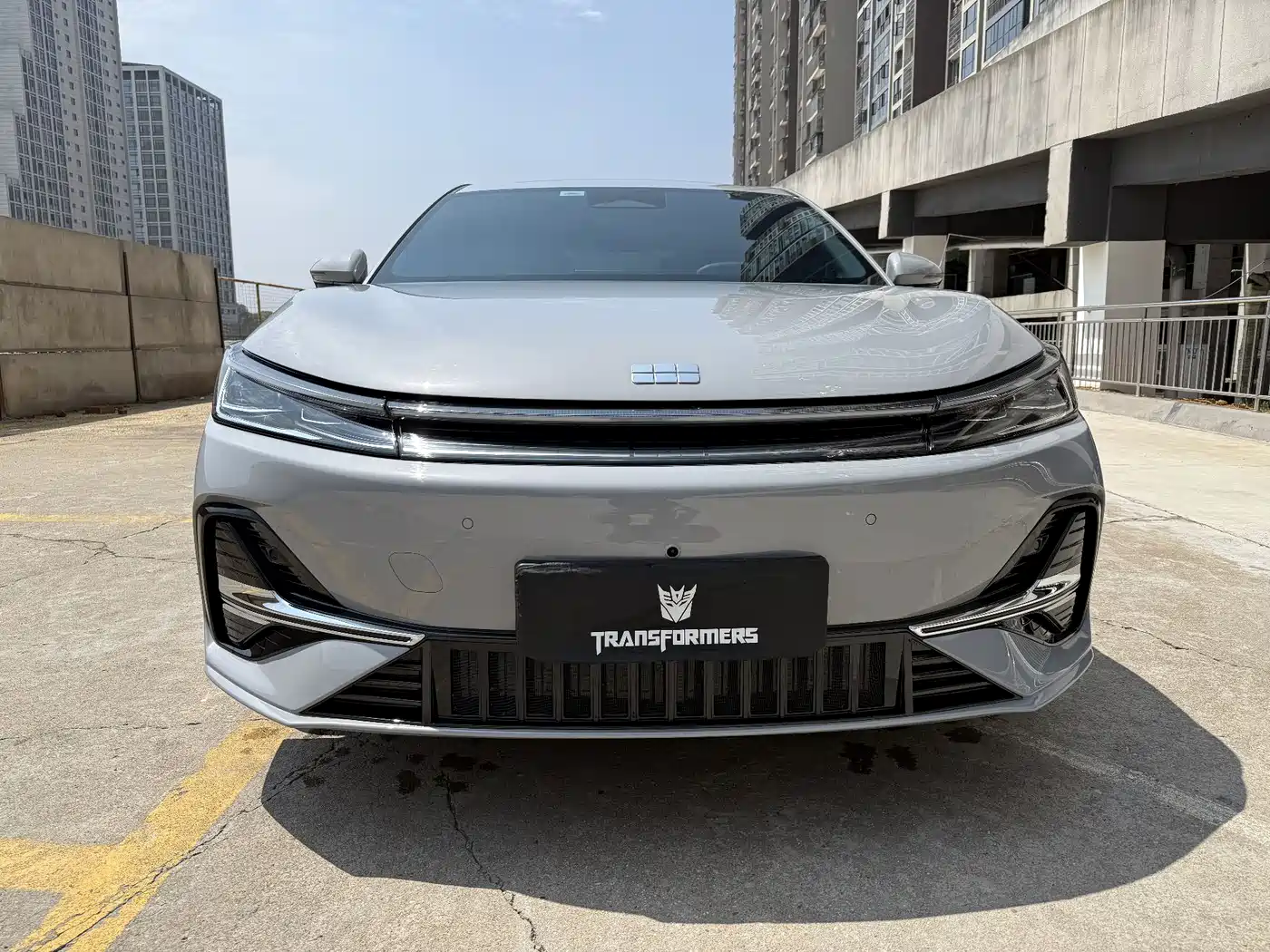 Geely Galaxy Galaxy A7 2025 EM-i 150km Explorer+ Edition фото 2