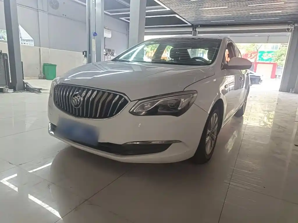 Фото 1 - Buick Excelle