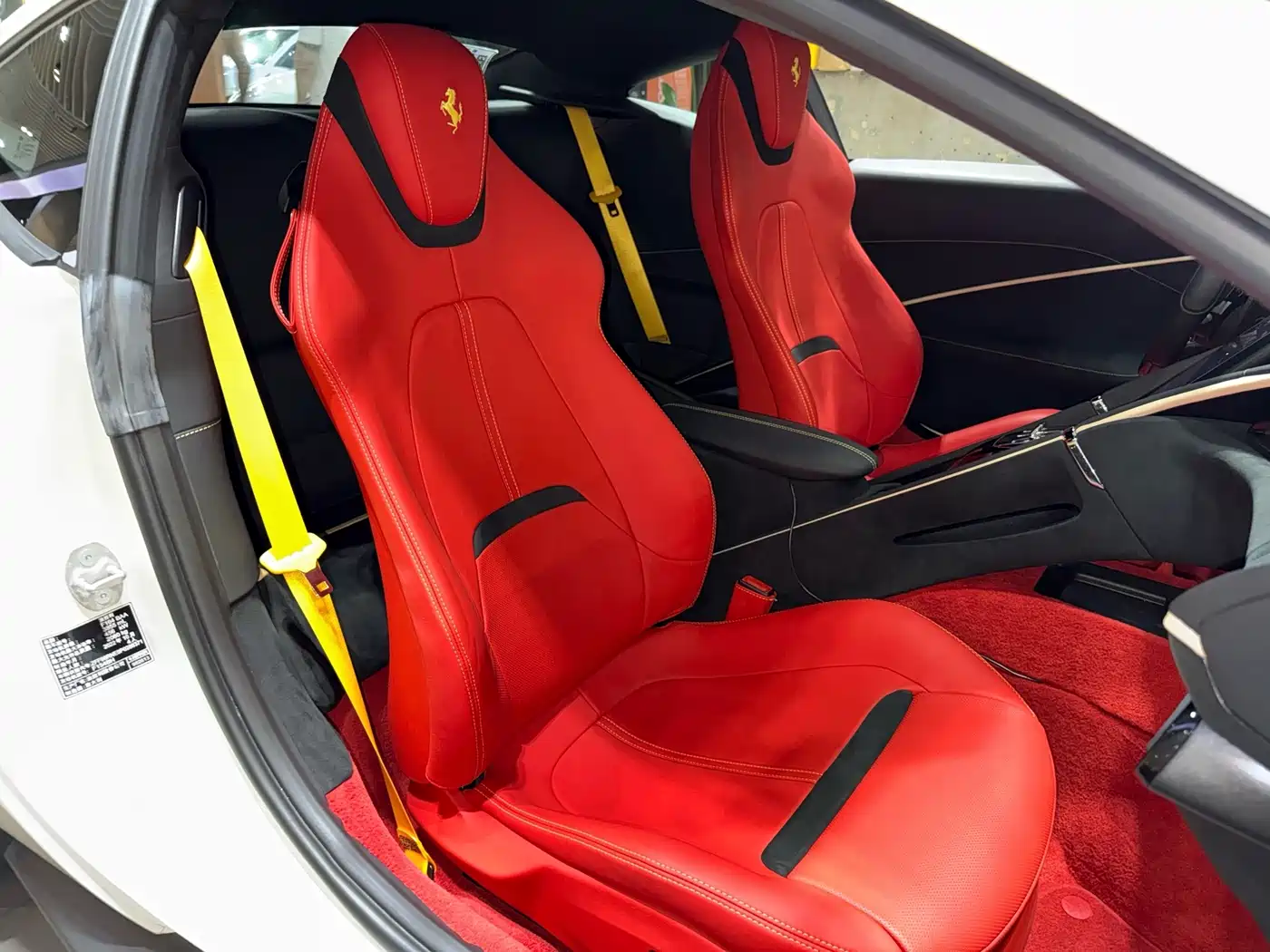 Ferrari Roma 2023 2020 3.9T V8