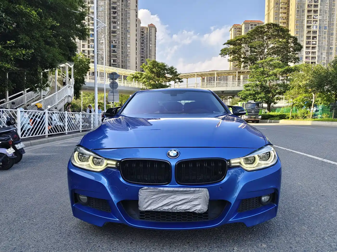 BMW 3 Series 2017 330Li M Sport фото 5
