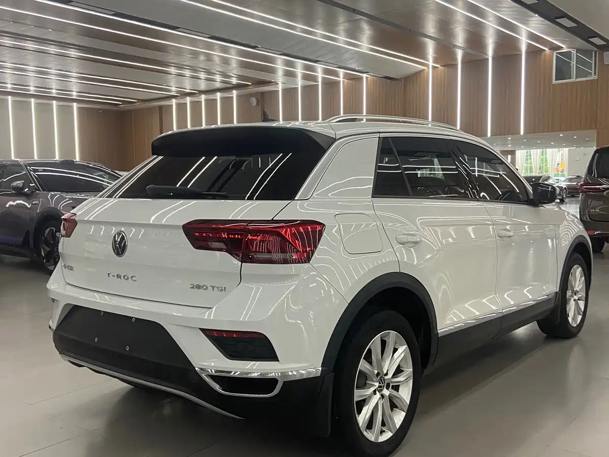 Фото 4 - Volkswagen T-ROC