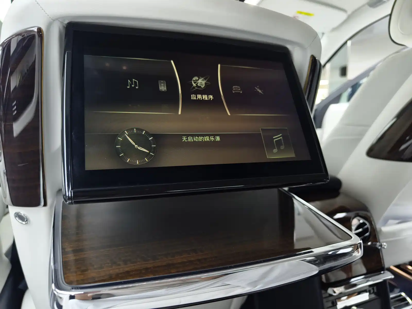 Фото 8 - Rolls-Royce Phantom