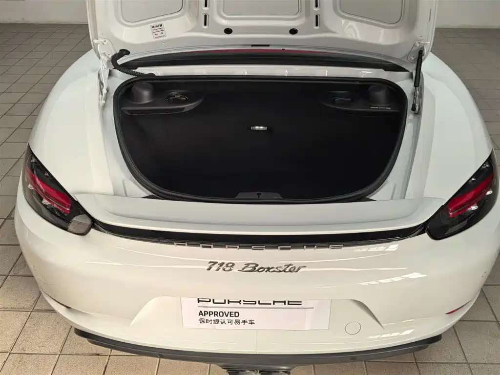 Porsche 718 2022 Boxster 2.0T фото 17