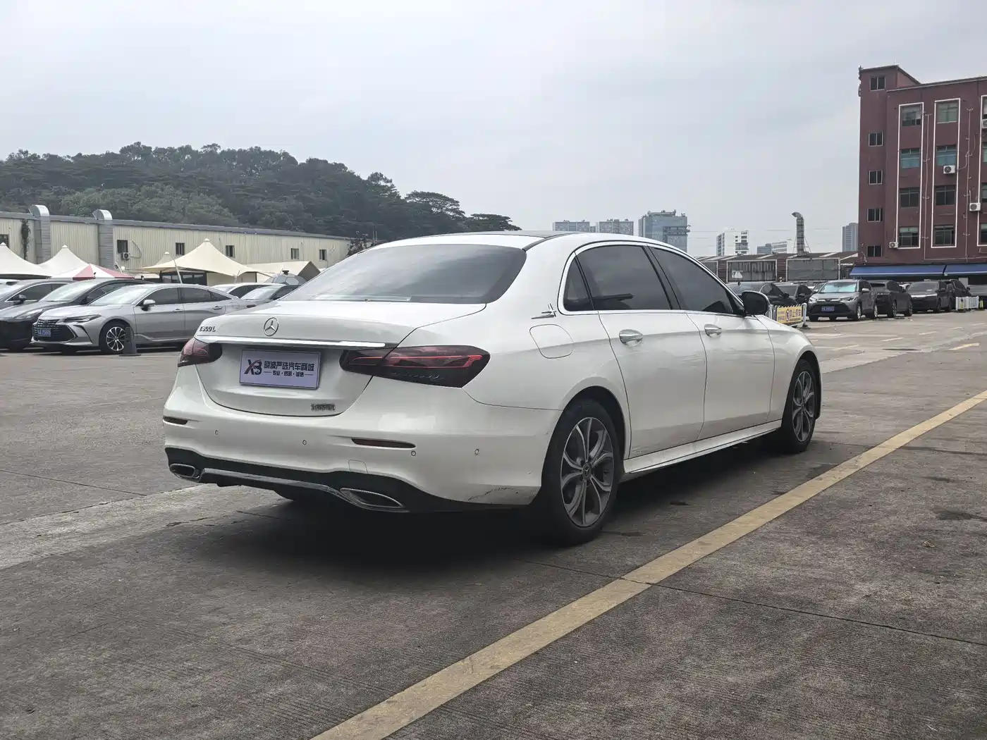 MERCEDES-BENZ E CLASS