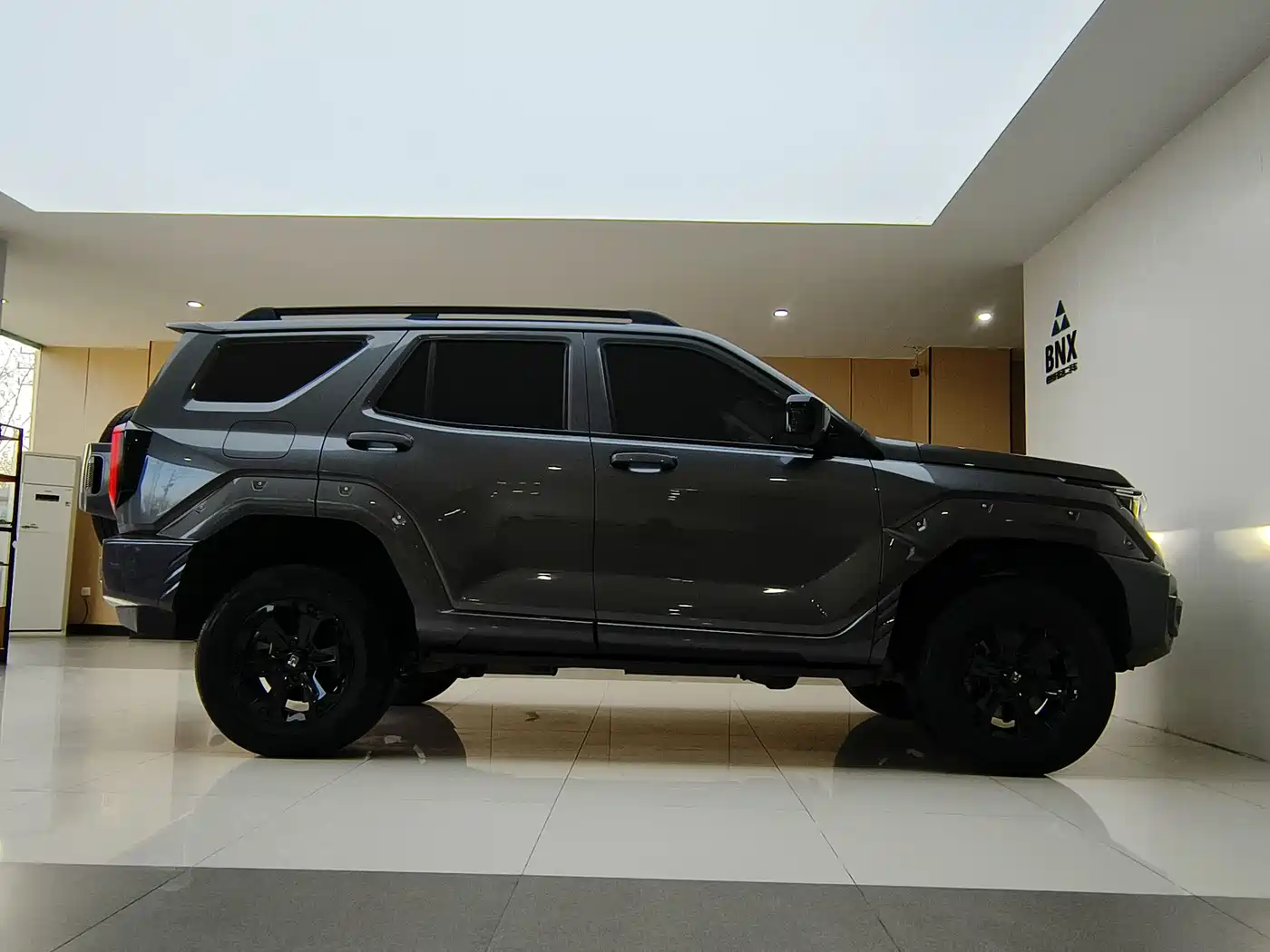 TANK TANK 400 NEW ENERGY