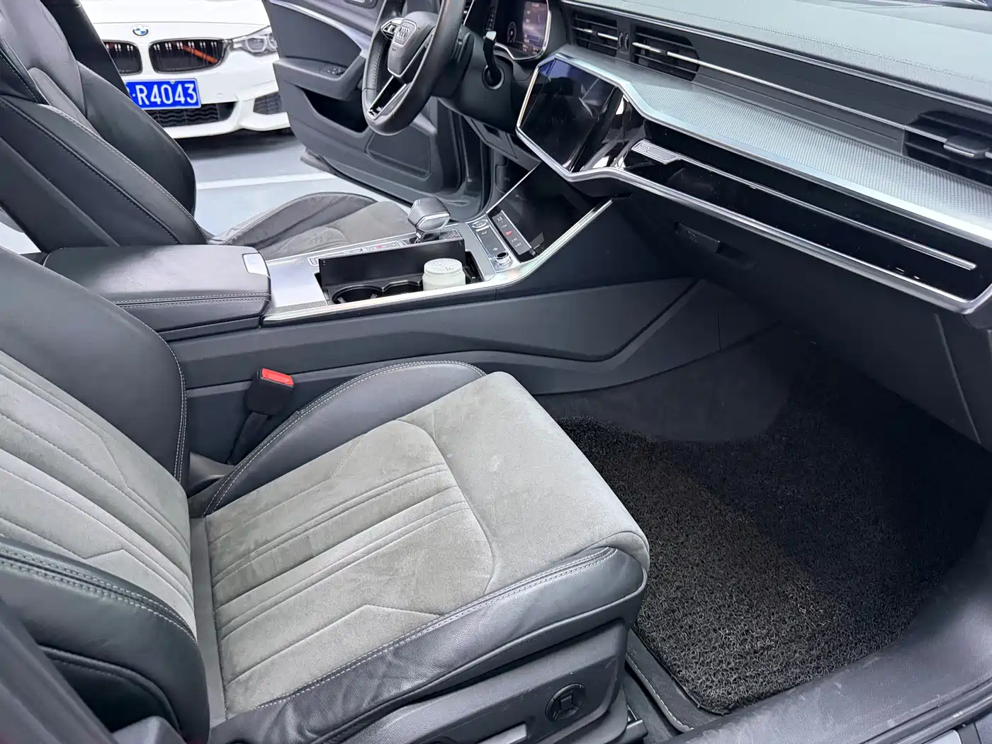 Audi A6L 2020 40 TFSI Luxury Dynamic фото 12