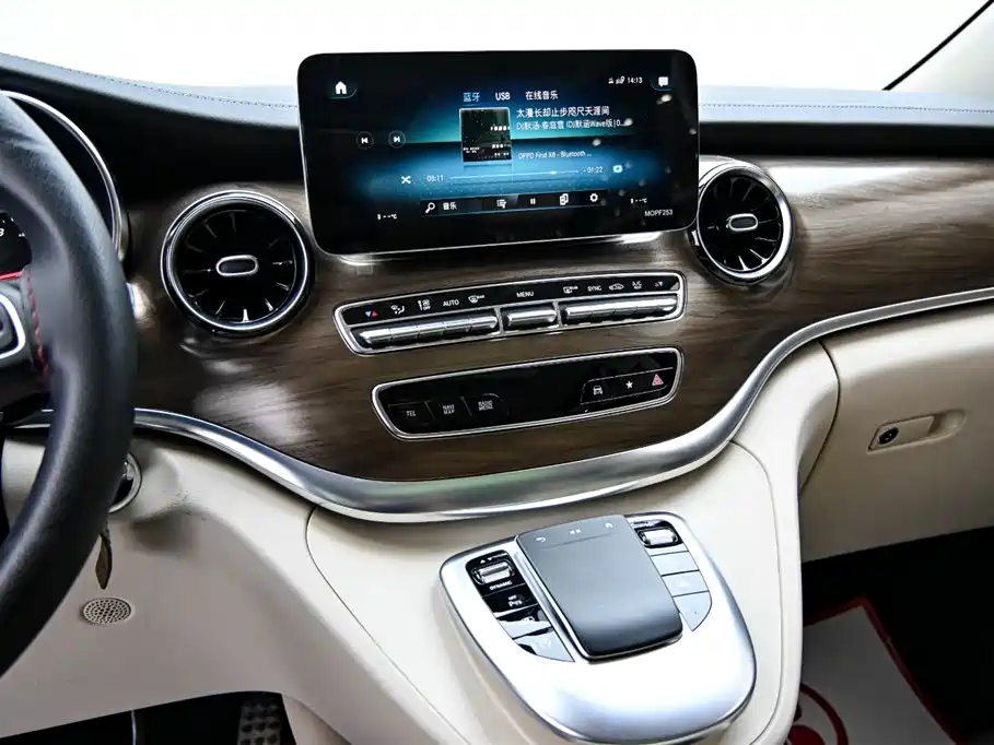 Mercedes-Benz V-Class 2021 V 260 Premium Edition фото 16