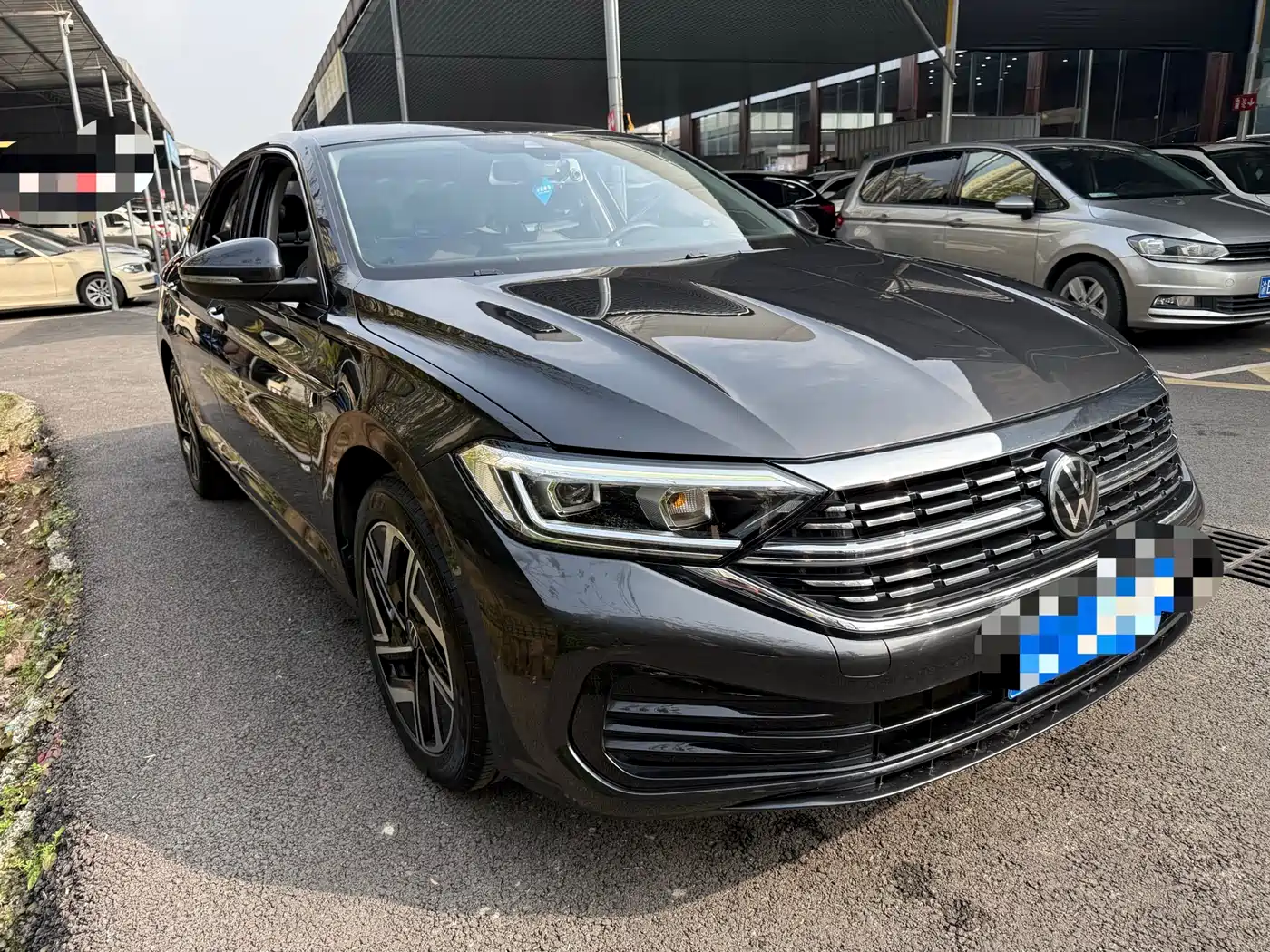 Volkswagen Sagitar 2023 280TSI DSG Surpass Plus Edition фото 3