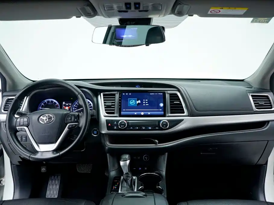 Фото 3 - Toyota Highlander