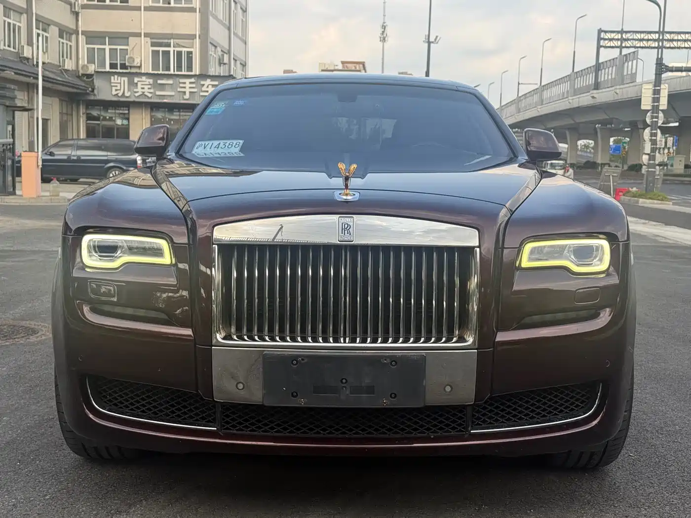 Фото 1 - Rolls-Royce Ghost