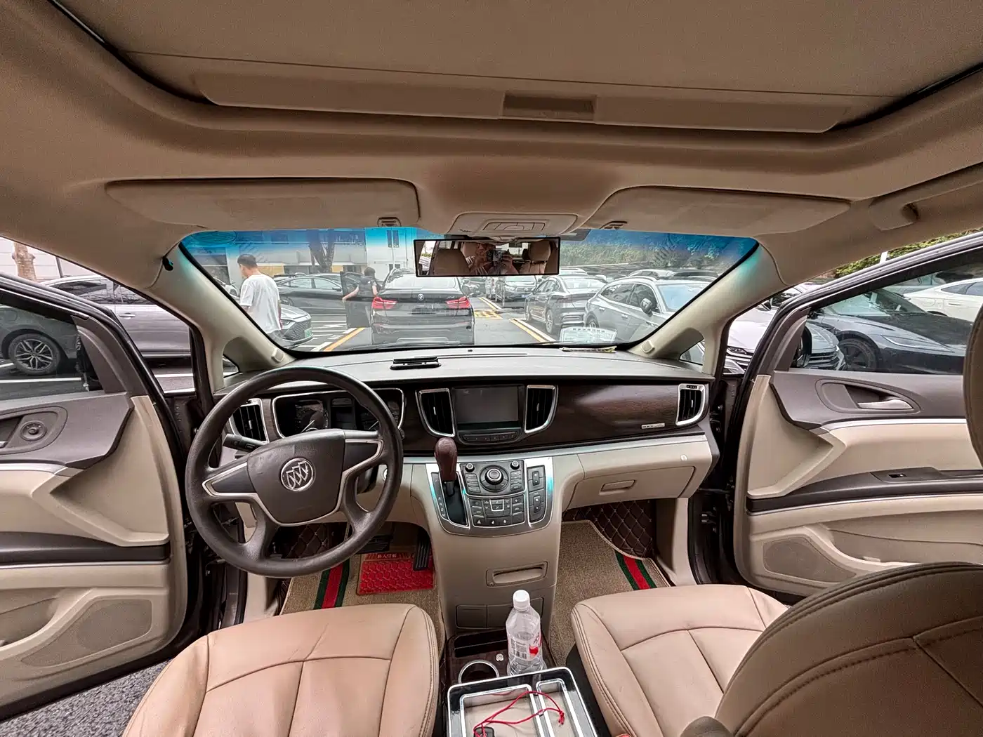 Buick GL8 2011 2.4L CT Luxury Business Comfort Edition фото 14