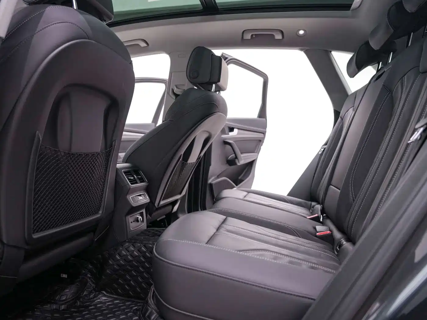 Audi Q5L 2022 Facelift 45T Luxury Dynamic фото 24