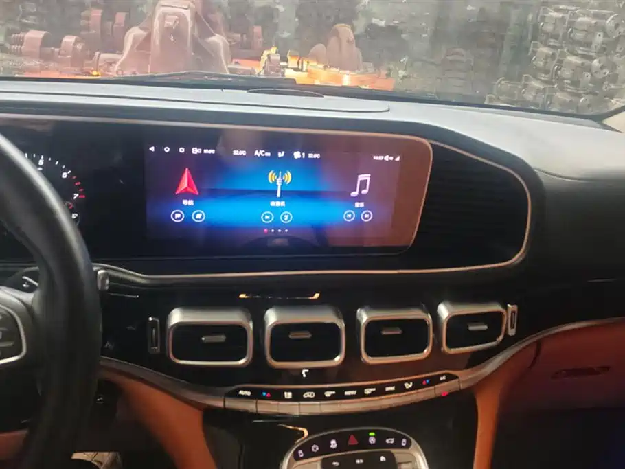 Mercedes-Benz Vito 2023 2.0T Business 7-Seater фото 13