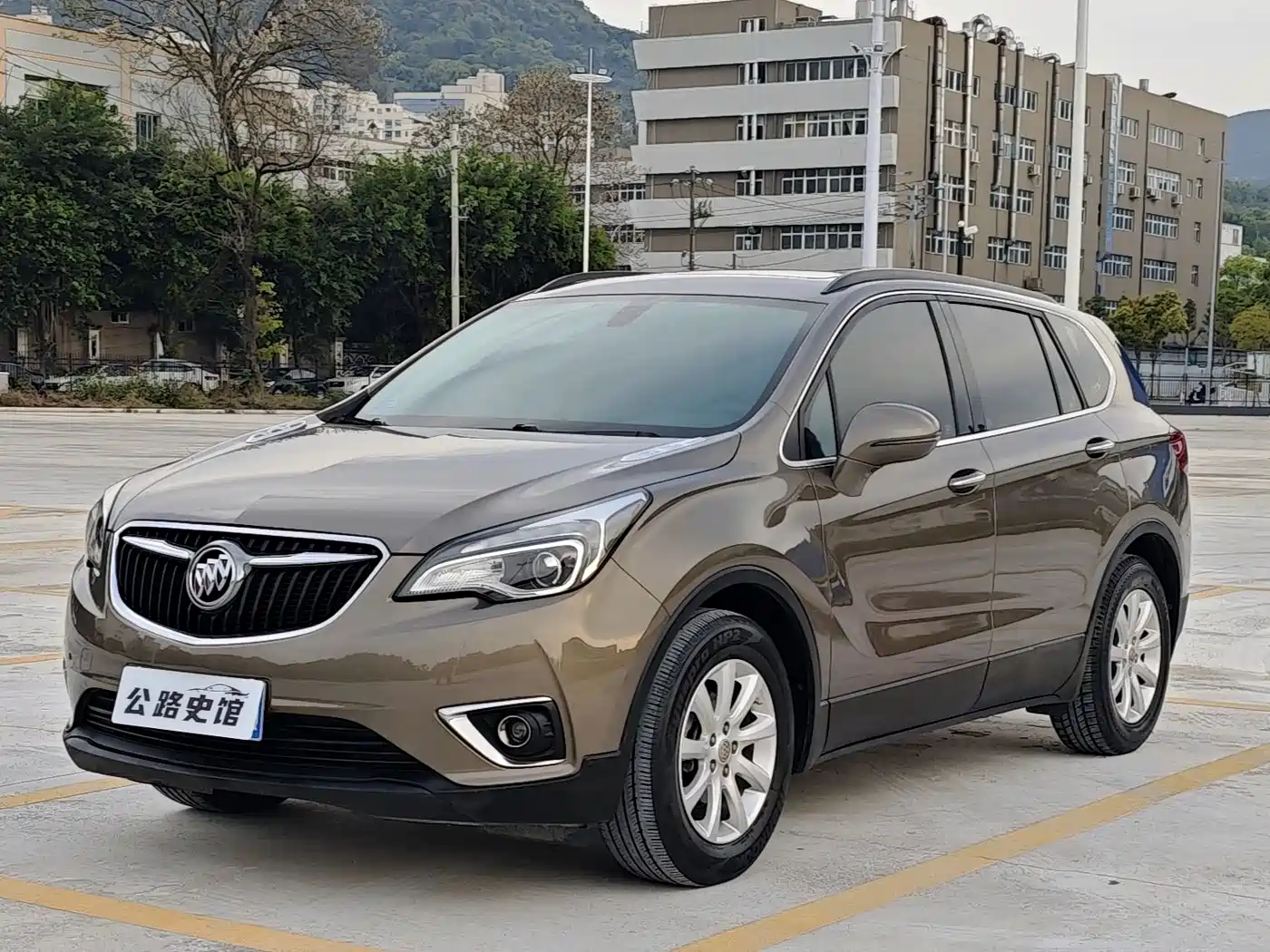 Buick Envision Plus 2018 20T 2WD Leading
