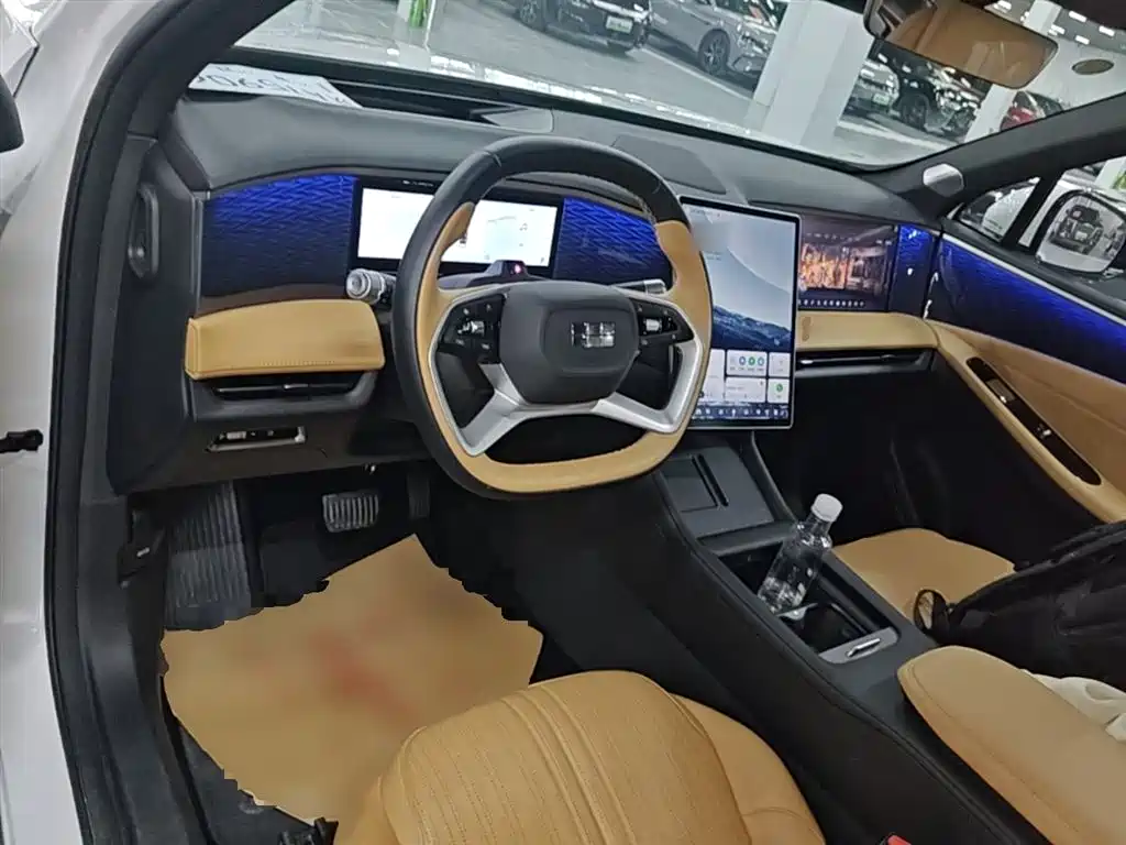 Geely Galaxy Galaxy L7 2023 1.5T 115km Starship фото 10