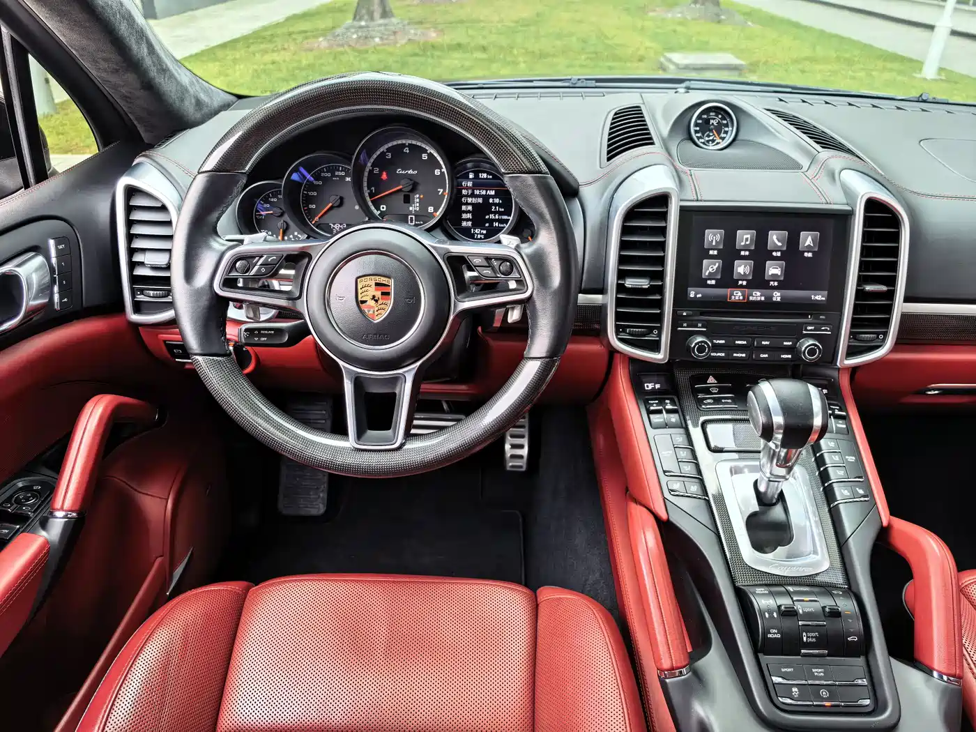Porsche Cayenne 2015 Cayenne Turbo 4.8T фото 33