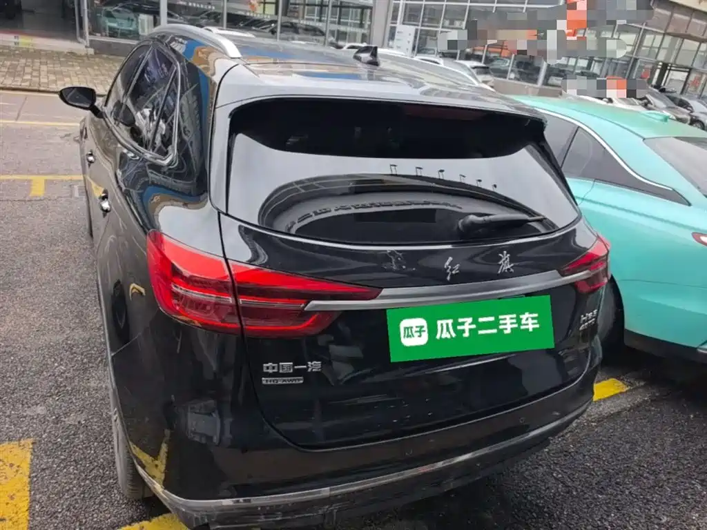 Hongqi HS5 2022 Facelift 2.0T Smart Flag Enjoyment AWD Edition фото 6