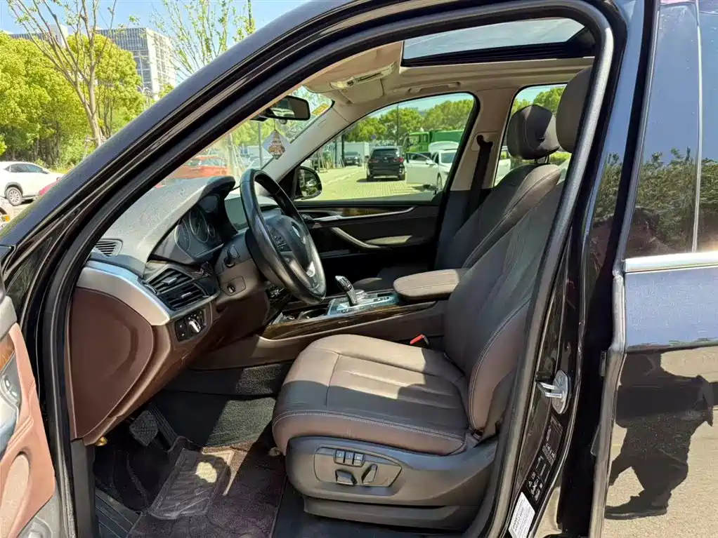BMW X5 (Import) 2017 xDrive35i Elegance фото 7