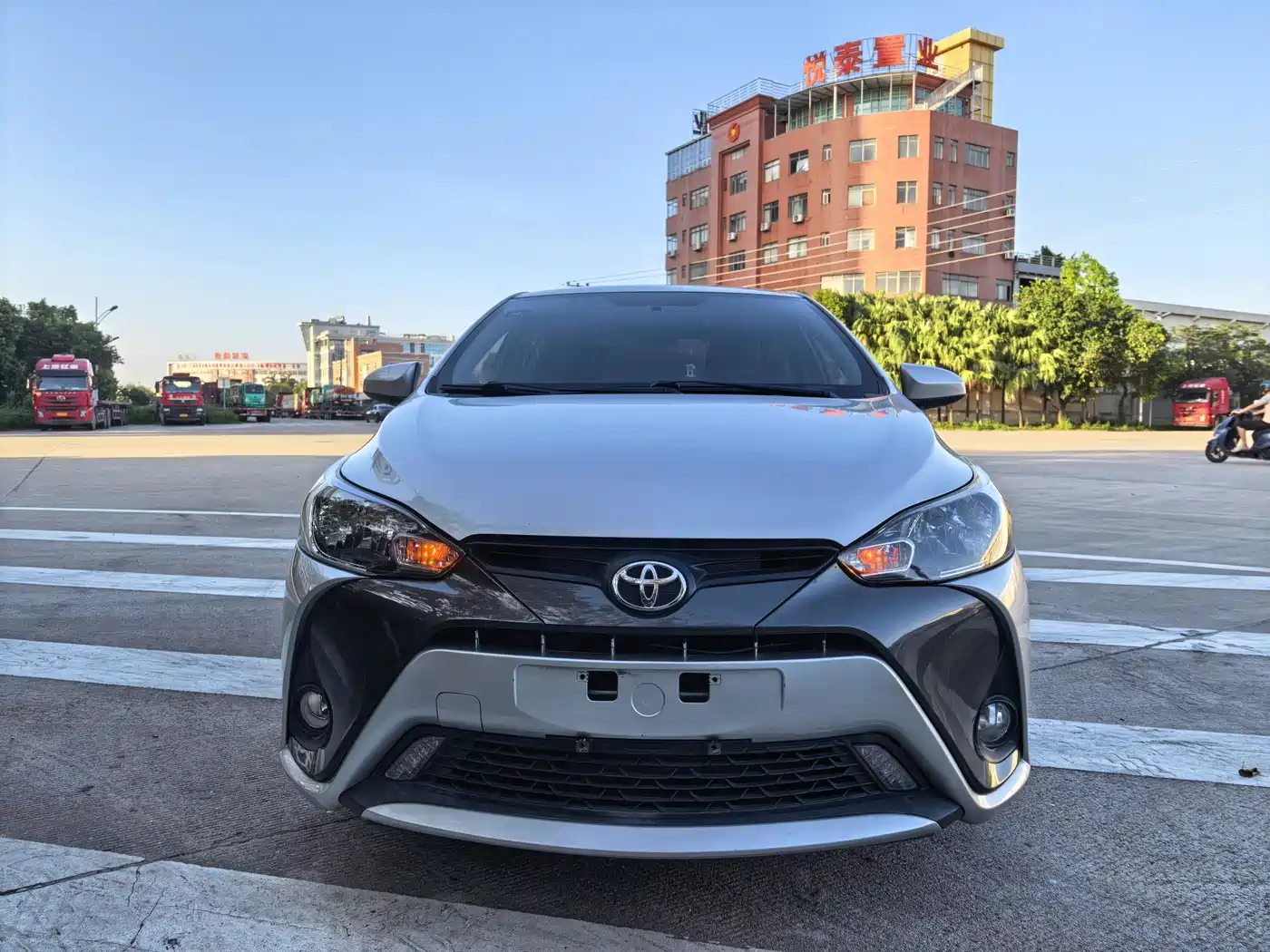 Toyota YARiS L Zhi Xuan 2019 1.5E CVT MeiDong Edition China VI фото 2