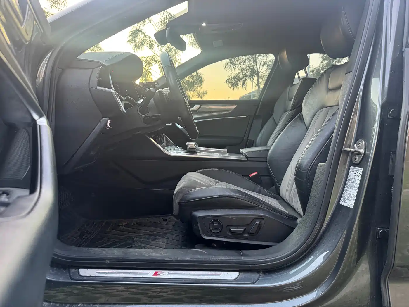 Audi A6L 2020 45 TFSI quattro Premium Dynamic фото 12