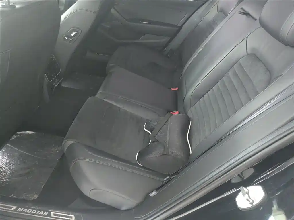 Volkswagen Magotan 2017 330TSI DSG Luxury фото 17