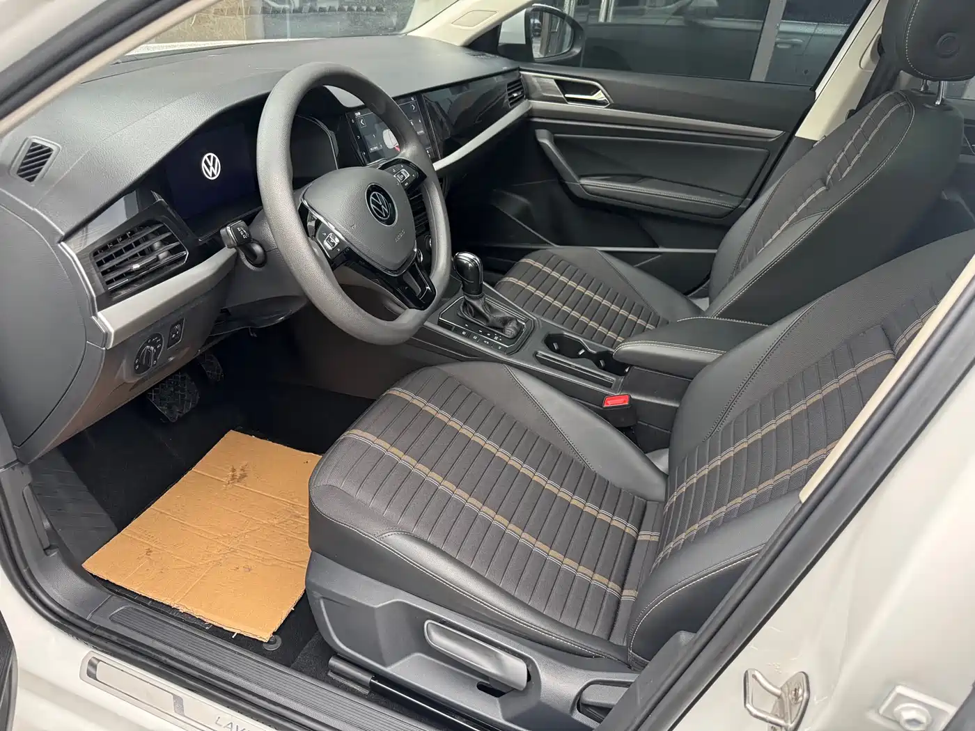 Volkswagen Lavida 2022 280TSI DSG Comfort Edition фото 7