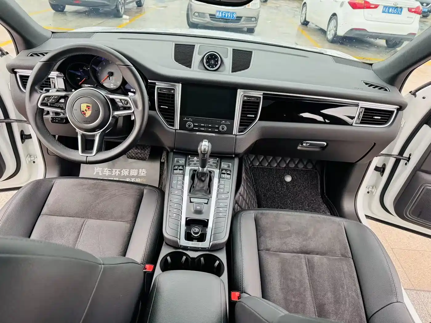 Porsche Macan 2017 Macan S 3.0T фото 23
