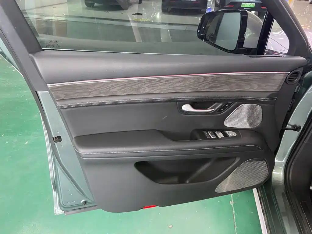 AITO Wenjie AITO M5 2022 2022 Extended Range RWD Standard