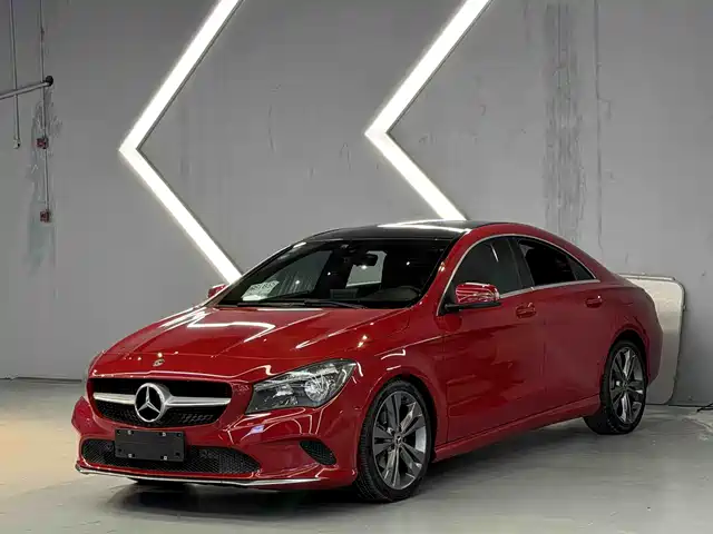 MERCEDES-BENZ CLA