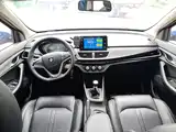 Фото 6 - Baojun 360