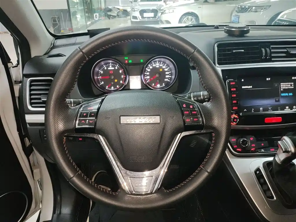 Haval M6 2019 1.5T DCT 2WD Elite Version China V фото 7