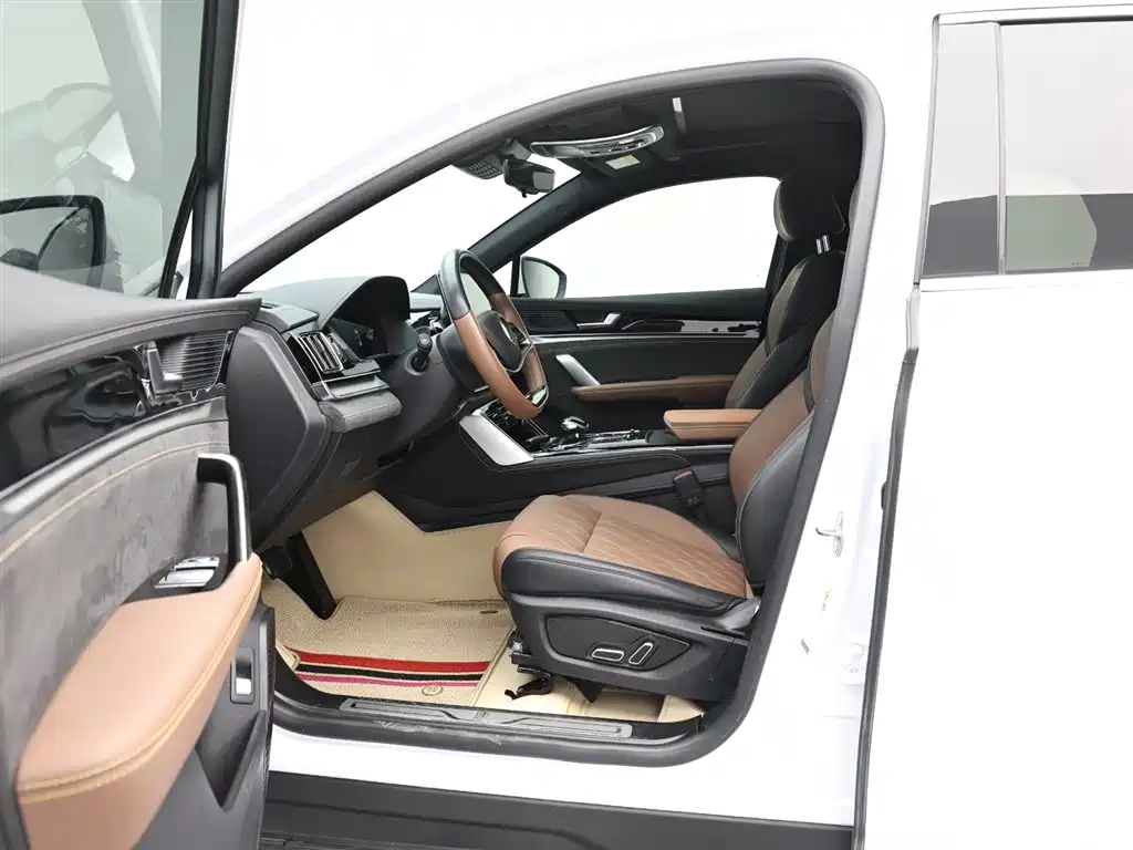 BYD Tang New Energy 2023 Model DM-i Champion Edition 112KM Deluxe фото 9