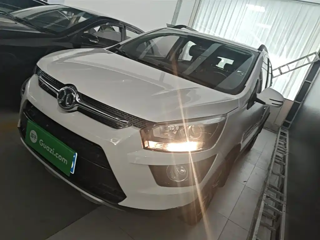 BAIC Senova X25 2016 2015 1.5L Manual Elite Type