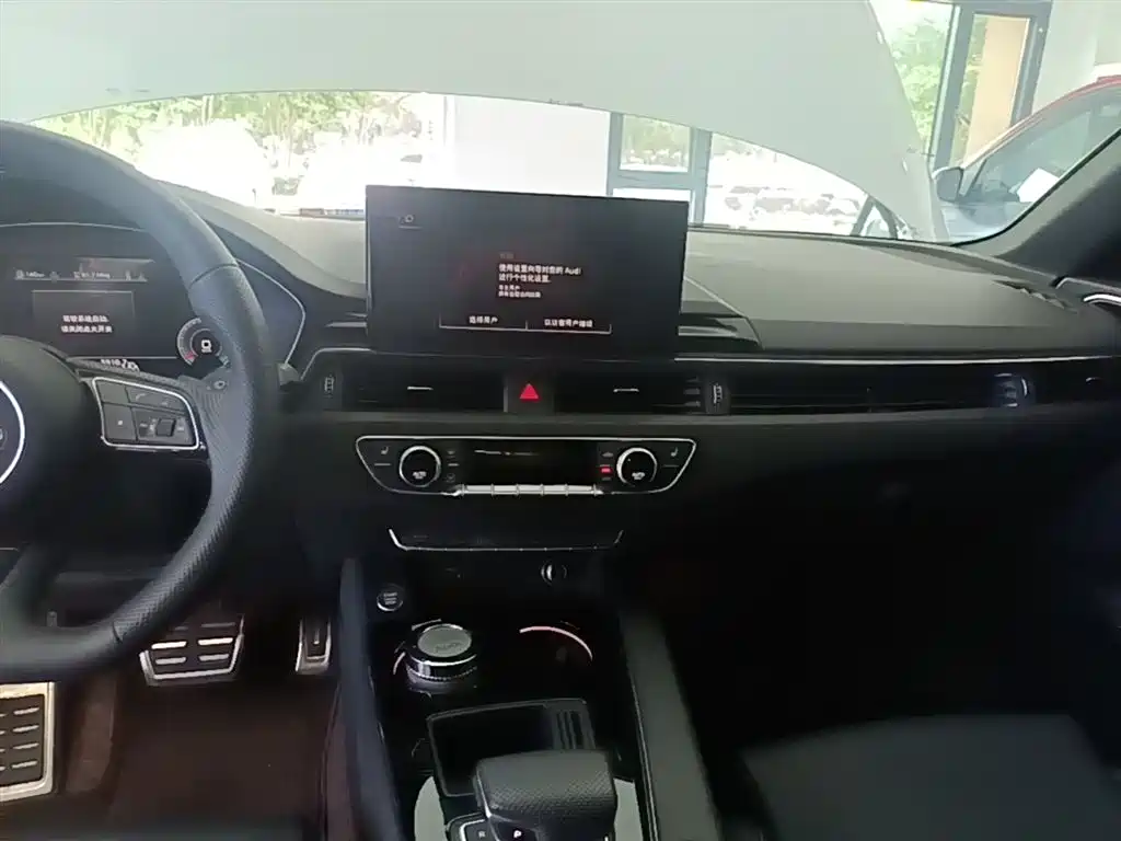 Audi A4L 2024 40 TFSI Luxury Dynamic фото 13