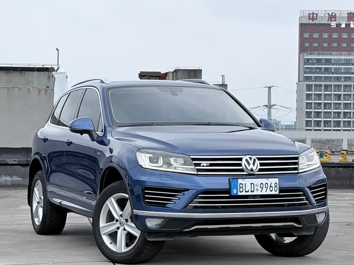 Volkswagen Touareg 2018 3.0TSI Glory Collector's Edition фото 2