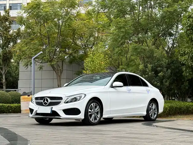 Mercedes-Benz C-Class 2018 C 200 L Sport Edition — фото 1