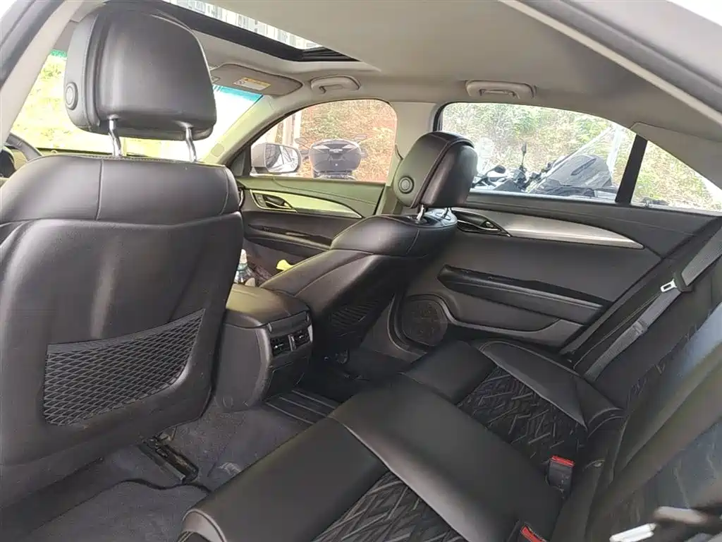 Cadillac ATS-L 2017 28T Technology фото 18