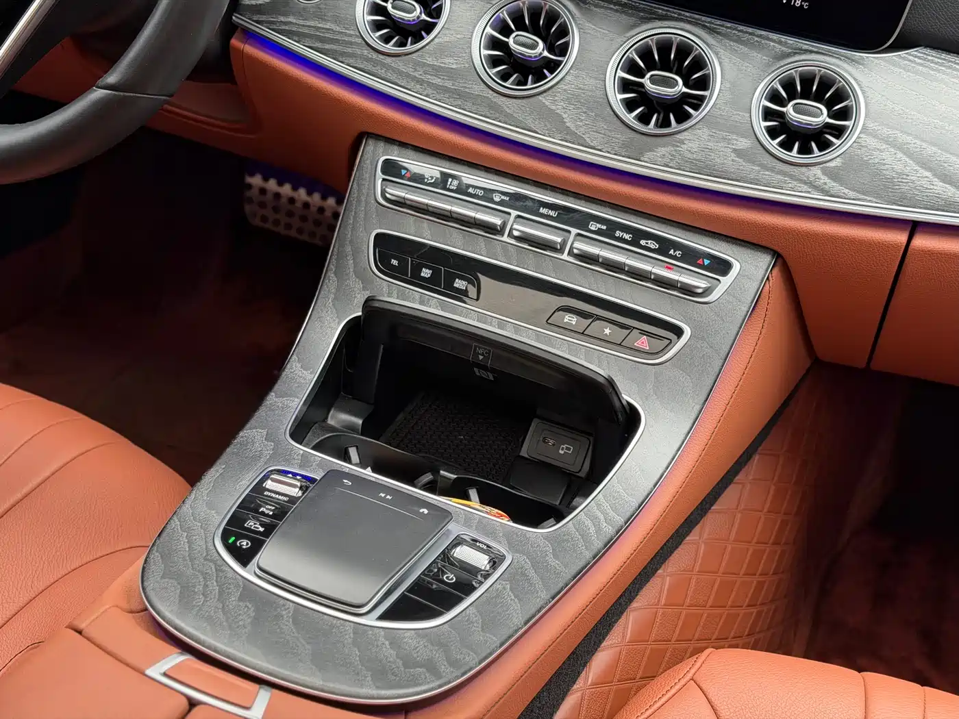 Mercedes-Benz CLS 2023 Facelift CLS 300 Luxury фото 11