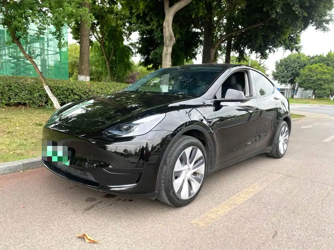 Фото 1 - Tesla Model Y