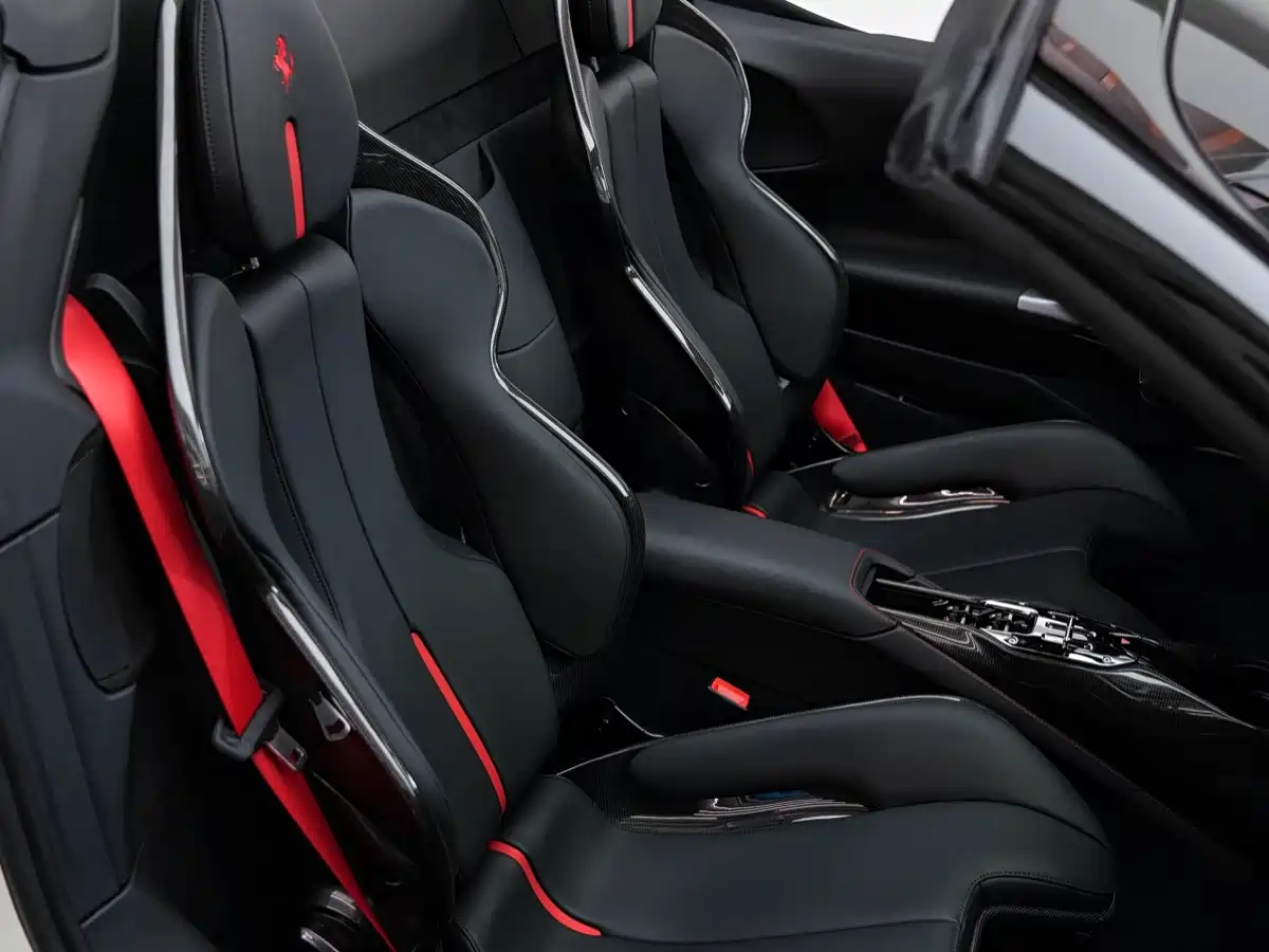 Ferrari SF90 2025 2021 3.9T V8 Spider