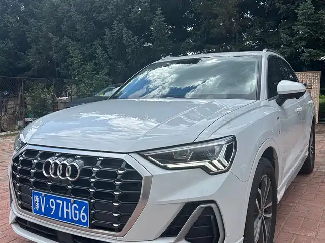 Audi Q3 35 TFSI, Актив, Спорт, 1.4T