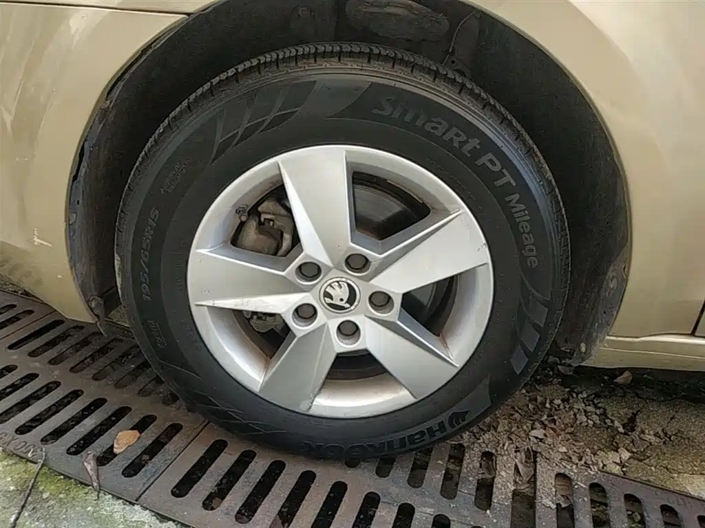 Škoda Octavia 2015 1.4TSI DSG逸致版 фото 23