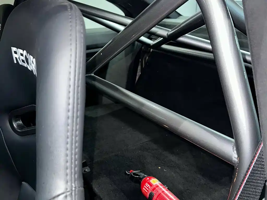 BMW M3 2011 M3 Carbon Fiber Limited Edition фото 10