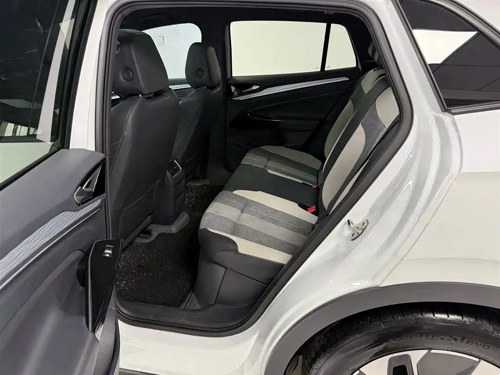 Volkswagen ID.4 CROZZ 2024 Pure Limited Edition фото 13
