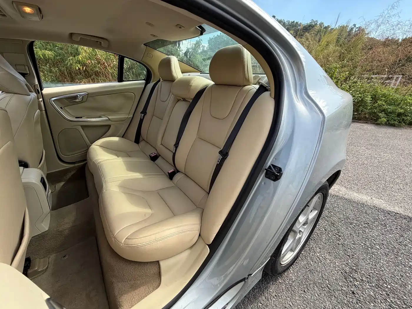 Volvo S60 (Import) 2012 2012 T5 Prestige Edition