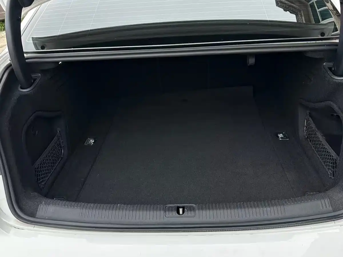 Audi A4L 2022 40 TFSI Luxury Dynamic фото 7