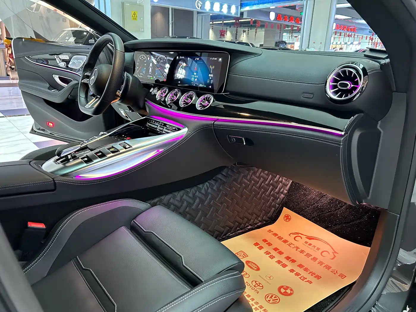 MERCEDES-BENZ AMG GT